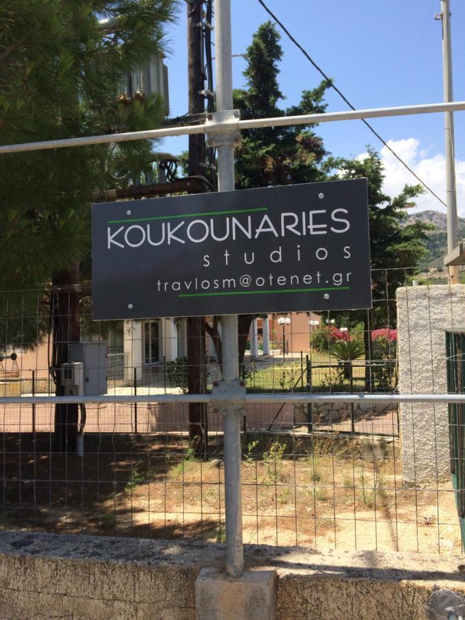 Koukounaries Studios Skala  Екстериор снимка